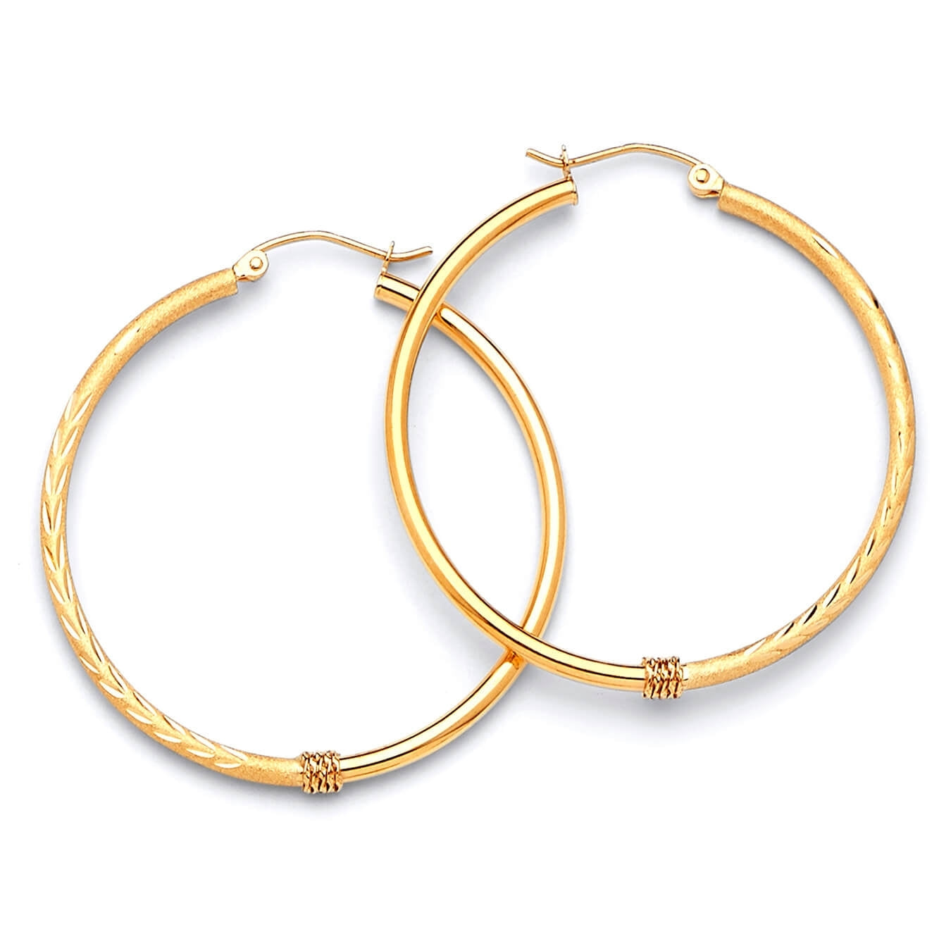 Hoop Earrings in 14K Gold