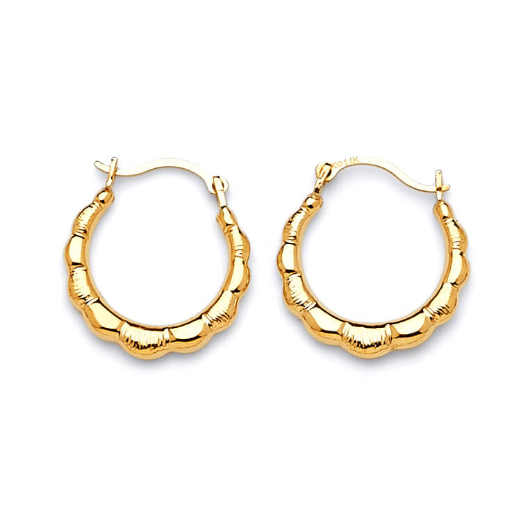 Scallop Hoop Earrings in 14K Gold